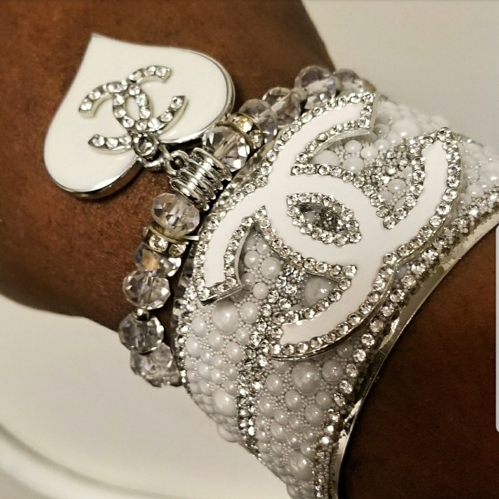 Bracelet and bracelet cuff set.